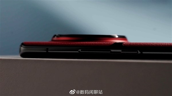 vivo X90 Pro+后摄模组高度感人：手机摄影爱好者专属“怪物”