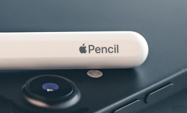 新专利表明苹果下一代 Apple Pencil 会内置光学传感器，可采样表面颜色和纹理